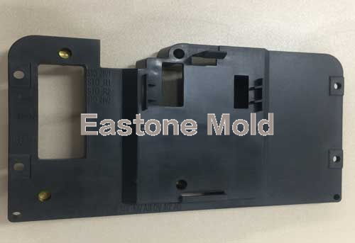 China-plastic-injection-molding-(2)